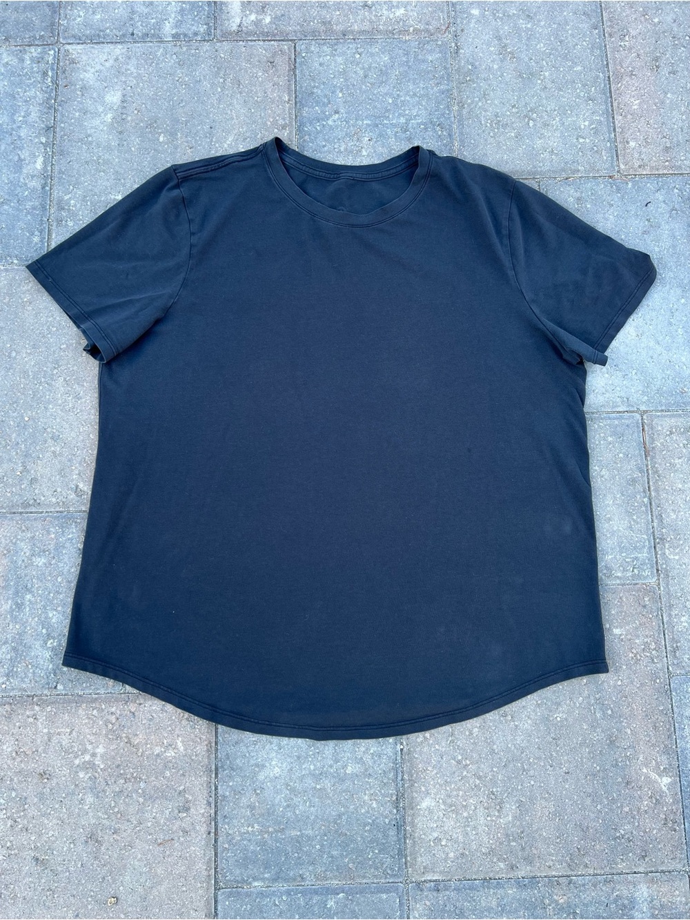 Lululemon Love Curved-Hem Black Crewneck T-Shirt Large